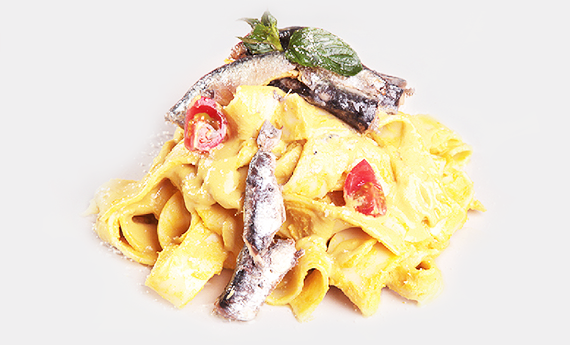 Tallarines con Anchoveta