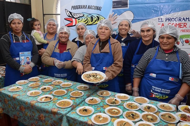 Más de 1,900 madres de comedores participaron en talleres de educación alimentaria